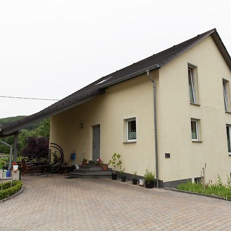 Apartment With Terrace And View Merschbach Luaran gambar