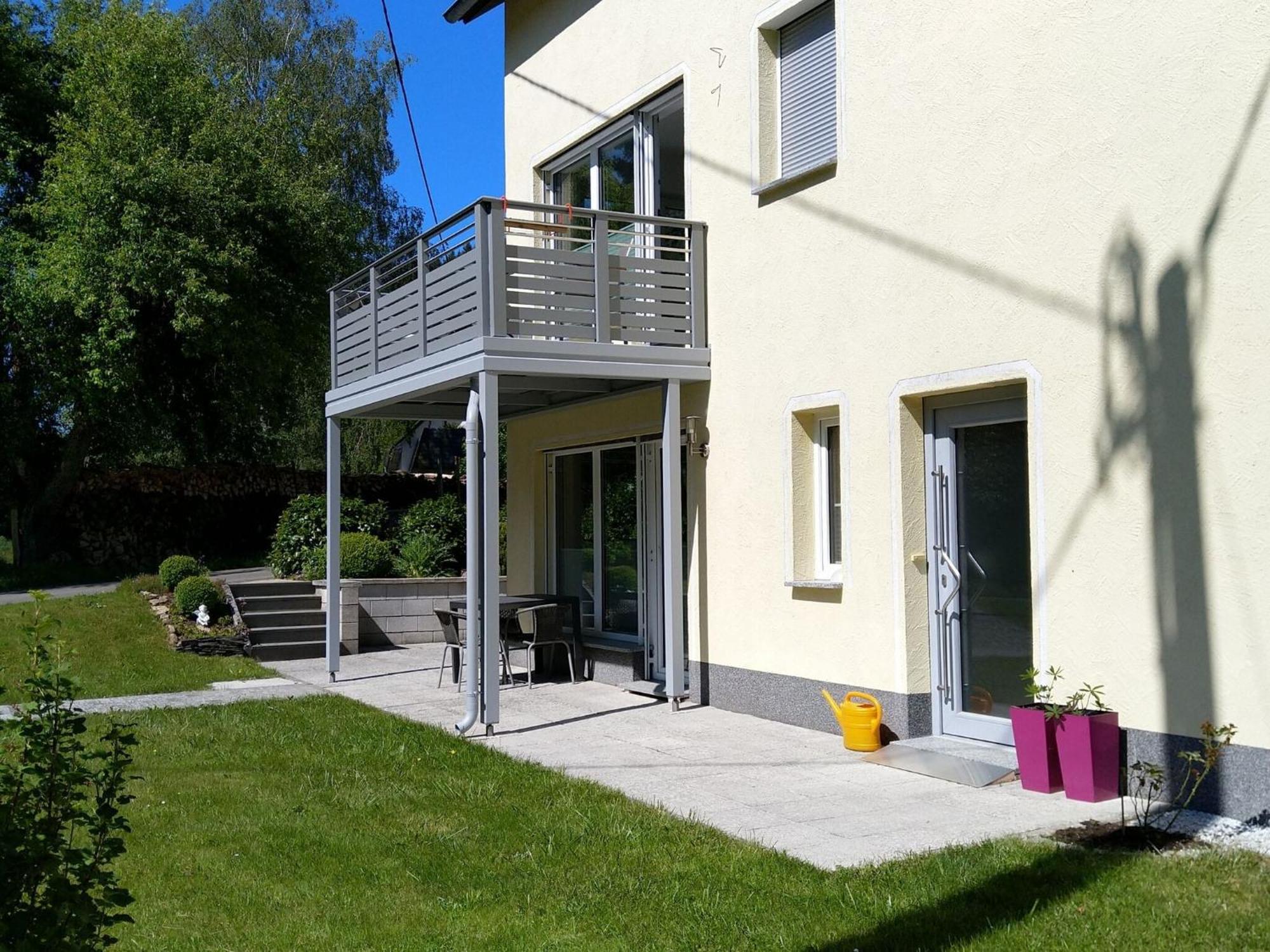 Apartment With Terrace And View Merschbach Luaran gambar